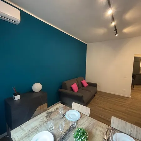 Lägenhet My Rhome 2 *